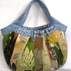 Artesanales bolsos de jeans decorados y bordados viejos