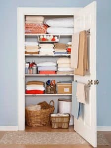 ideas para organizar el closet pequeño
