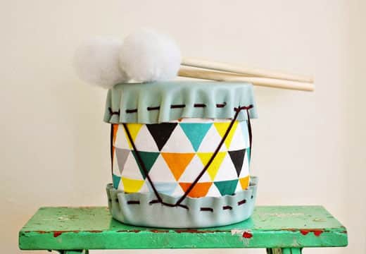 tambor con material reciclable elaborado