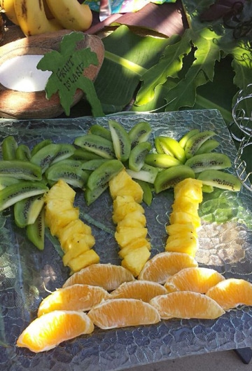decoracion de frutas para fiestas estilo hawai