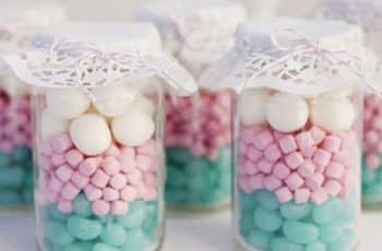 Ambienta tu fiesta con frascos decorados para cumpleaños