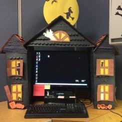 Déjate contagiar con la decoracion de halloween para oficina