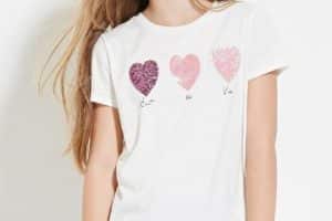 camisas decoradas con lentejuelas y corazones