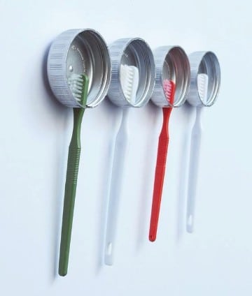 como hacer un porta cepillo de dientes con tapas