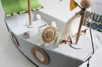 Creativos barcos hechos de carton para decorar y jugar