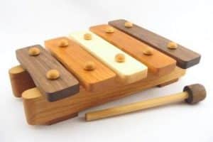 juguetes de madera para bebes musicales