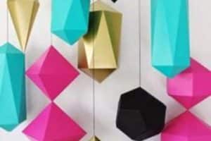 figuras geometricas de papel colgantes
