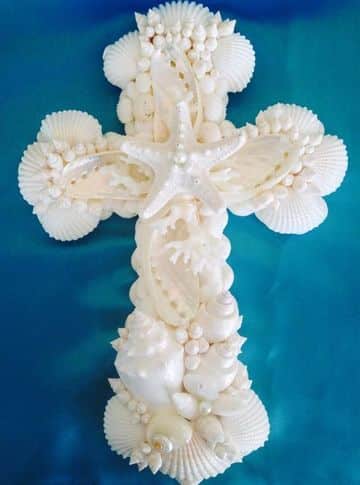 artesanias con conchas marinas religiosas (1)
