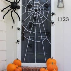 Tenebrosos y creativos adornos para puertas de halloween