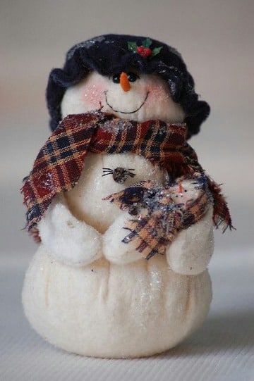 como hacer gorros para muñecos de nieve