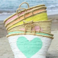 4 hermosos diseños caseros de cestas de mimbre playa