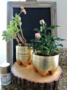 4 floreros reciclados de botellas de plastico - Manualidades para hacer