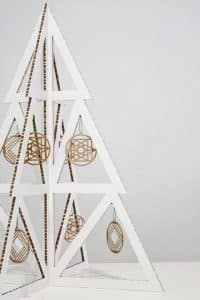 arboles navideños de carton minimalistas