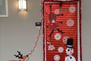 puertas navideñas escolares divertidas
