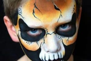 caras pintadas de calaveras para niños en halloween
