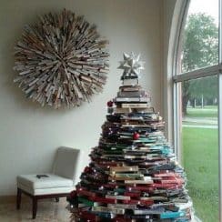 4 formas de hacer un arbol de navidad con libros