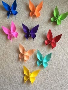 mariposas hechas de papel sencillas