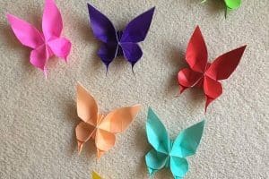 mariposas hechas de papel sencillas