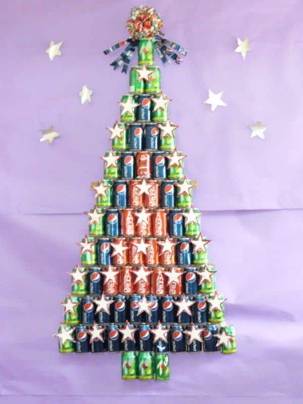 como hacer arbol navidad reciclado latas bebidas