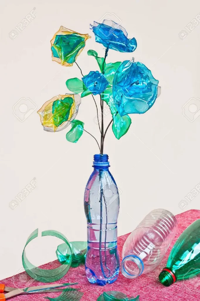 flores con botellas de agua