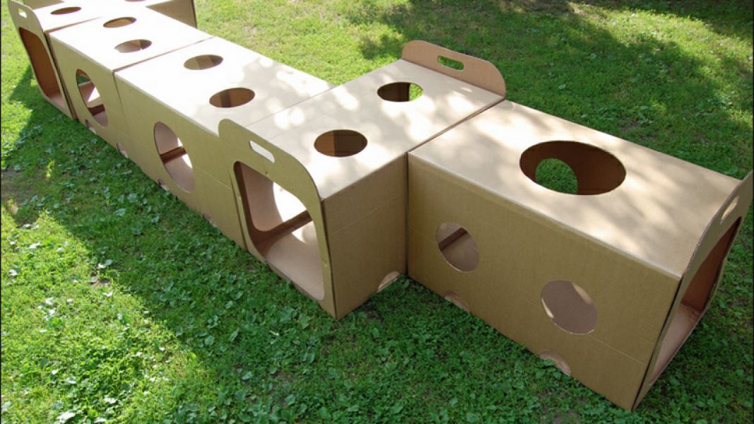 juguetes de cartón reciclado tuneles